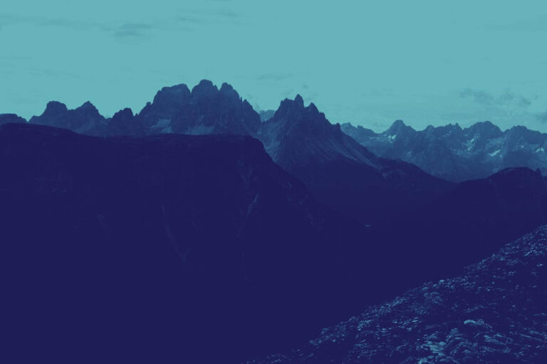 Category Pages vs Curated Guides: A Case Study